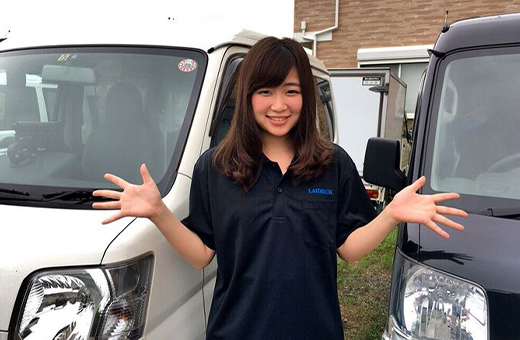 軽貨物運送業に就いている女性